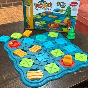 Road-Building Strategy Toy - Blue/Green/Yellow